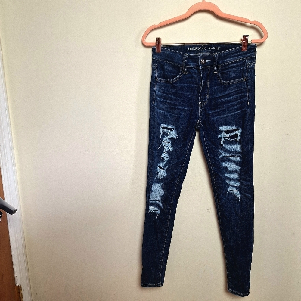 American Eagle Outfitters Women's Distressed Dark Wash Hi Rise Jeggings Size 2